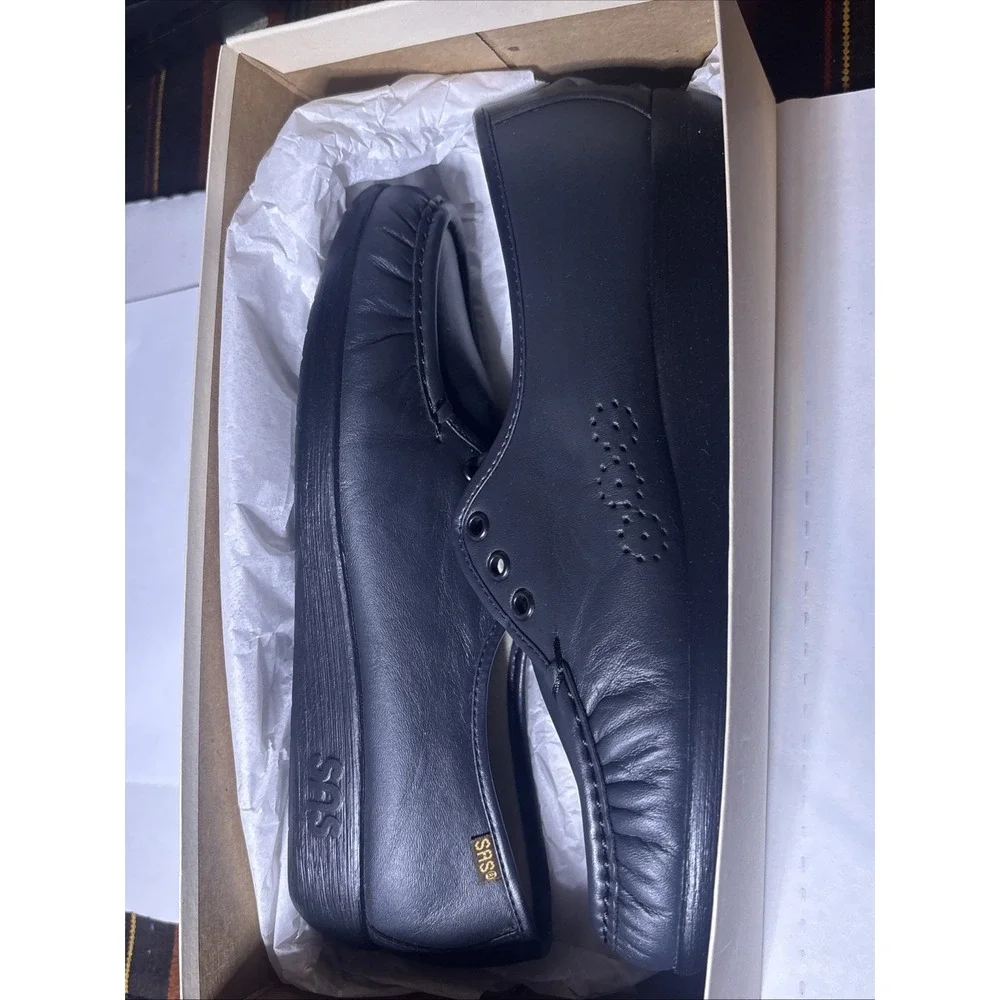 SAS Siesta Navy Leather Comfort Shoes Women's 8.5‎ M USA Made w/ Box Receipt NEW
